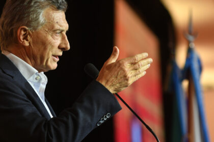 la-arenga-de-macri-para-2027-y-el-abrazo-del-oso-de-cristina-a-kicillof
