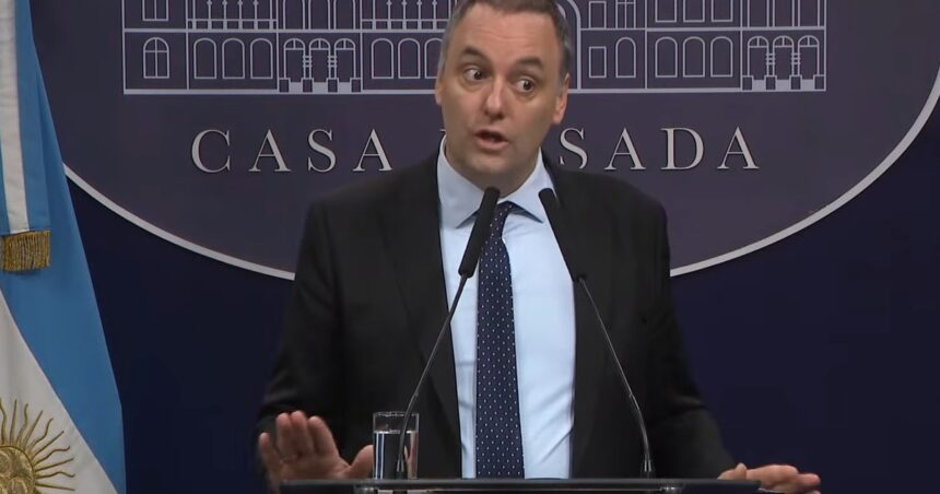 manuel-adorni-buscaria-ampararse-en-la-inocencia-fiscal-para-tratar-de-justificar-sus-ingresos