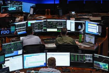 la-nasa-reestructuro-sus-mandos-directivos-para-apurar-el-programa-artemis-y-los-reactores-nucleares