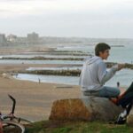 clima-en-mar-del-plata:-nubes-y-viento-moderado-para-un-feriado-patrio-con-frio-otonal
