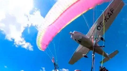 milagro-en-los-alpes:-una-parapentista-sobrevivio-tras-ser-embestida-por-una-avioneta-en-pleno-vuelo