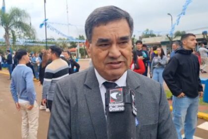 “de-120-micros-bajamos-a-4”:-el-intendente-de-san-ignacio-describio-el-fuerte-impacto-de-la-crisis-economica-nacional-en-el-turismo-local