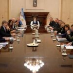 tras-el-tedeum,-javier-milei-reune-a-su-gabinete-para-intentar-calmar-la-interna-libertaria
