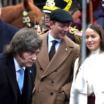 santiago-caputo-fue-vestido-de-peaky-blinders-al-tedeum-y-explotaron-las-redes