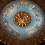 la-cupula-del-teatro-colon-cumple-60-anos:-la-historia-que-unio-a-raul-soldi-y-a-mujica-lainez