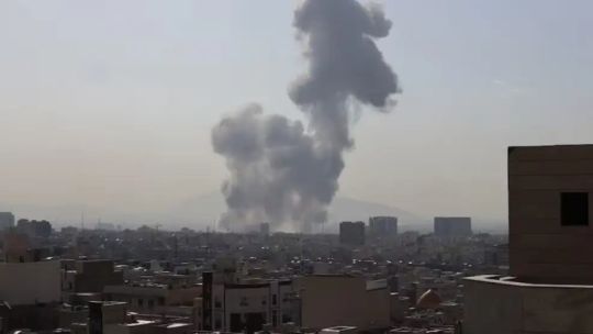 eeuu.-ataco-bases-de-misiles-en-iran-mientras-avanzaban-negociaciones-diplomaticas-en-qatar