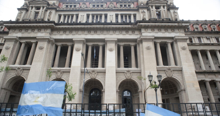 la-uba-realizara-clases-publicas-frente-a-tribunales-para-pedir-que-la-corte-suprema-haga-cumplir-la-ley-de-financiamiento-universitario