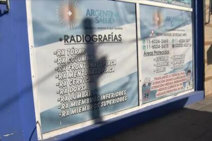 mas-de-30-escuelas-denunciaron-haber-contratado-servicios-de-la-clinica-trucha-“argentina-salud”