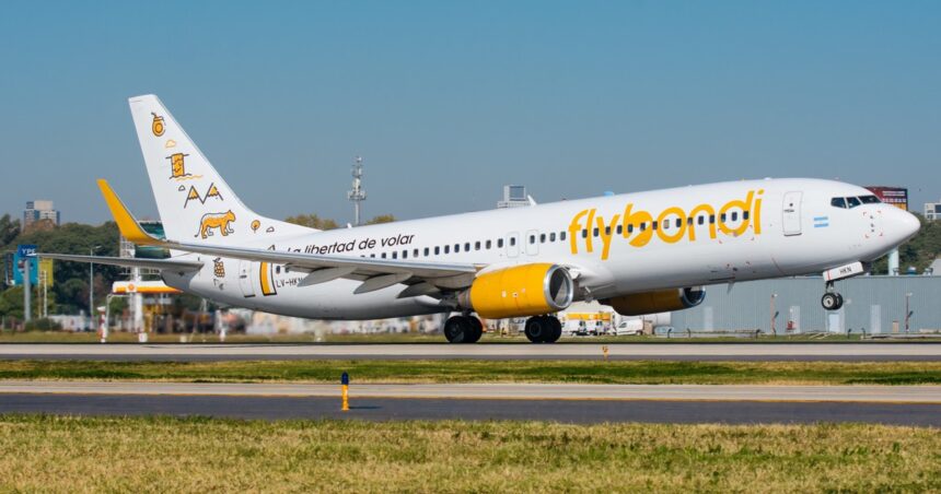 flybondi-cancela-la-ruta-con-lima-a-seis-meses-de-lanzarla,-en-medio-de-una-crisis-interna