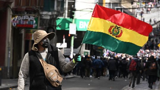 un-muerto,-balas-de-plomo-y-el-sueldo-a-la-mitad:-el-combo-que-acorrala-al-gobierno-de-bolivia-y-empuja-al-pais-al-abismo