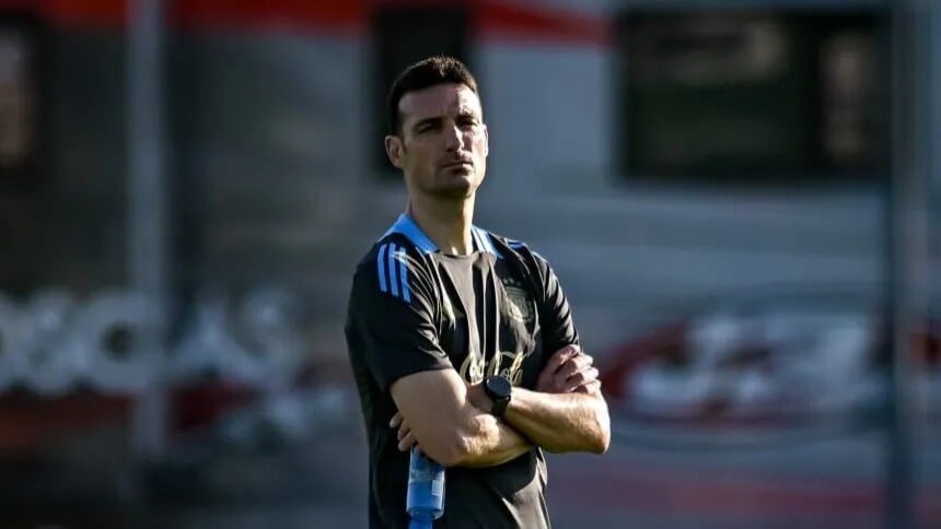 scaloni-rompio-el-silencio-sobre-la-lesion-de-messi:-“nos-hubiese-gustado-que-llegue-sin-ningun-tipo-de-problemas”