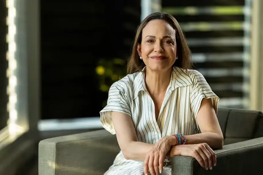 maria-corina-machado:-escandalo-de-rodriguez-zapatero-forma-parte-del-saqueo-historico-a-venezuela