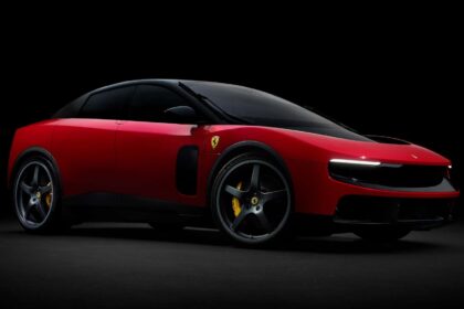 ferrari-presento-su-primer-auto-electrico,-el-luce