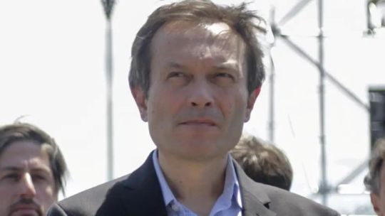 gustavo-beliz-advierte-sobre-los-riesgos-de-la-inteligencia-artificial:-“no-puede-estar-en-una-logica-de-autorregulacion”