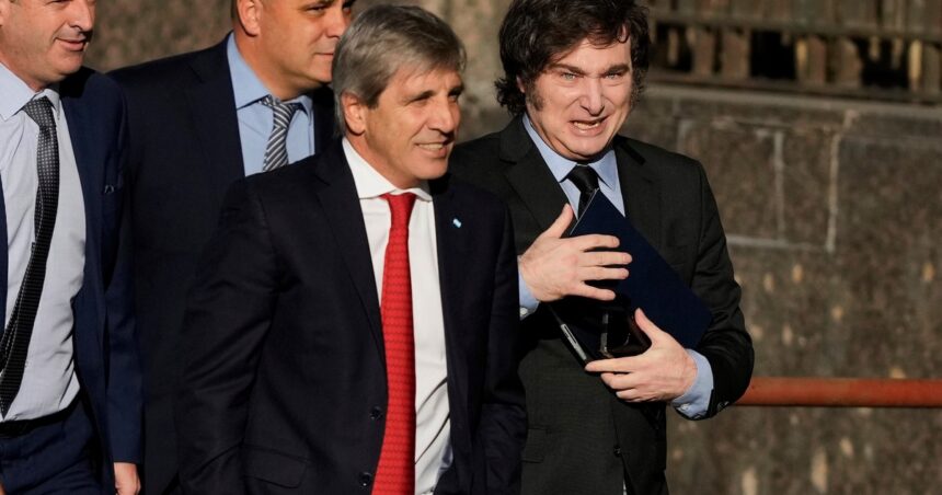 javier-milei-y-sus-medidas,-en-vivo:-“no-genera-incomodidad”,-la-respuesta-de-luis-caputo-al-ranking-de-inversion-extranjera-que-mostro-a-argentina-ultima-en-la-region