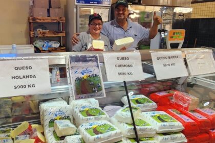 el-negocio-lacteo-cambia-de-duenos:-llegan-los-mexicanos-y-avanzan-los-peruanos