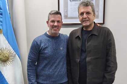 reaparecio-sergio-massa-con-una-foto-en-redes:-transito-intenso-en-su-oficina-de-libertador-y-un-consejo-a-los-intendentes-para-“cuidar-el-mango”