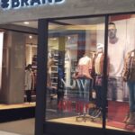el-dueno-de-reebok-y-forever-21-traera-a-la-argentina-la-marca-de-jeans-que-es-la-cara-de-los-famosos-e-iconos-del-rock