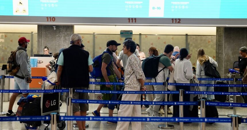 se-encarecen-los-vuelos:-los-pasajes-de-avion-vuelven-a-subir-por-la-actualizacion-de-una-tasa