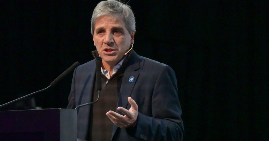 luis-caputo-aseguro-que-milei-ganara-las-elecciones-de-2027:-“por-primera-vez-la-economia-se-va-a-llevar-puesta-a-la-politica”