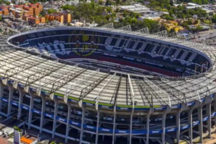 el-estadio-azteca-se-hunde:-la-nasa-monitorea-el-colapso-del-suelo-a-dias-del-mundial