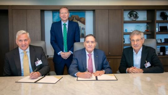 vacunas,-dolares-y-biotecnologia:-argentina-apuesta-a-convertirse-en-proveedor-regional-de-dosis-antigripales