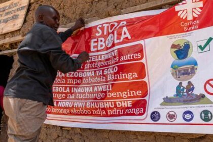ebola:-lepidemie-peut-etre-stoppee,-segun-le-chef-de-loms
