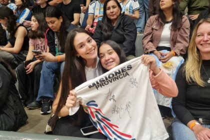 el-publico-misionero-agoto-las-entradas-en-los-amistosos-de-las-seleccion-argentina-de-voley-vs-venezuela-en-posadas:-“es-un-sueno-estar-aca”