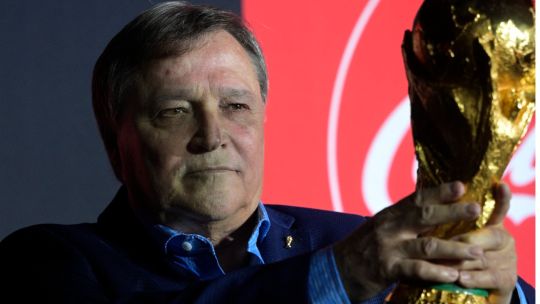 loyalty-could-be-fatal-to-argentina’s-world-cup-title-defence,-says-1978-champion-daniel-bertoni