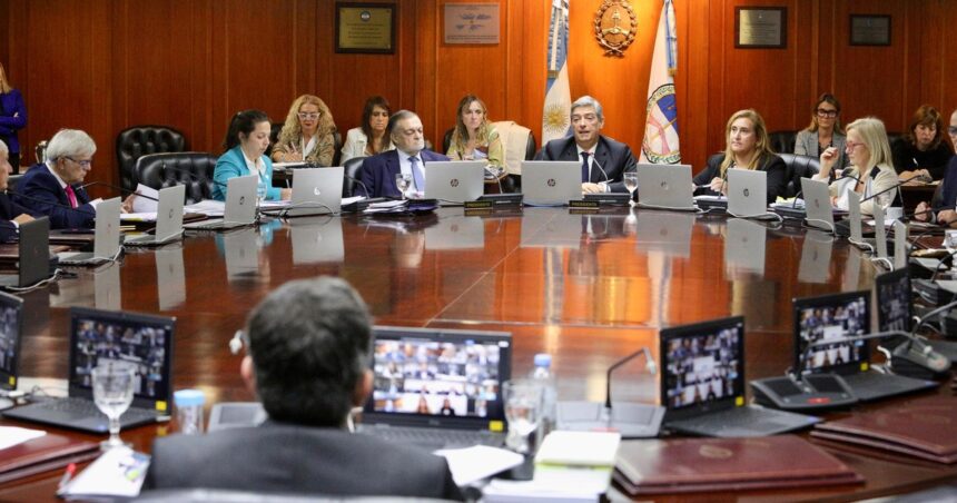 inedito-proceso-de-“limpieza”-de-la-justicia-federal:-en-dos-anos-echaron-a-3-jueces-y-otros-3-enfrentan-un-juicio-politico