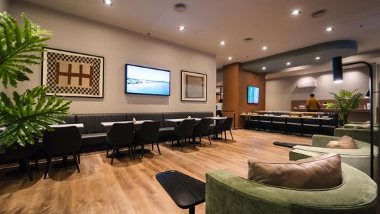 el-aeropuerto-taravella-reinauguro-su-sala-vip:-ya-opera-las-24-horas-y-cuadriplico-su-capacidad