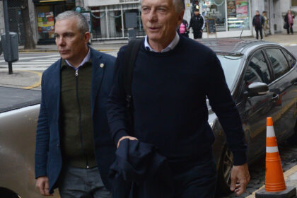 milei-pone-a-prueba-el-amor-de-sus-aliados-y-macri-queda-obligado-a-hacer-equilibrio-para-el-ano-que-viene