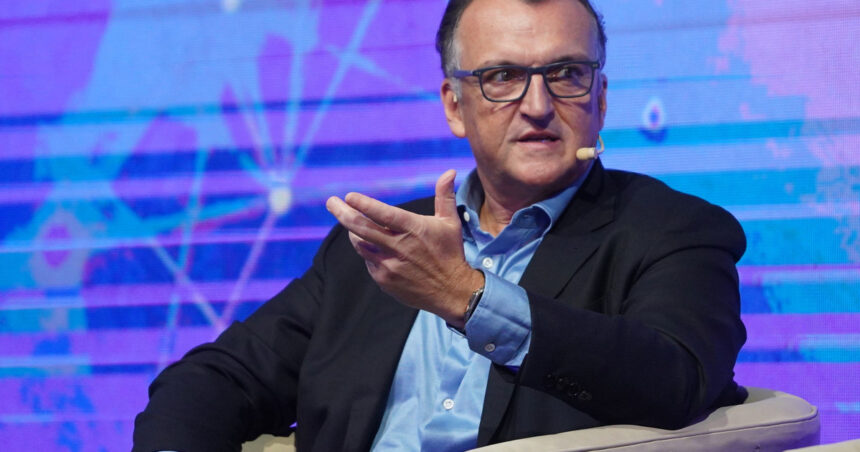 la-nueva-estrategia-de-globant:-agentes-de-inteligencia-artificial-con-supervision-de-humana