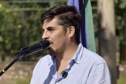 “no-damos-mas,-no-duermo,-no-como”:-un-intendente-se-quebro-en-una-entrevista-tras-los-despidos-que-ordeno-el-gobierno-en-el-complejo-turistico-de-su-ciudad