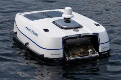 adios-a-la-contaminacion-en-los-rios:-estudiantes-crean-un-robot-acuatico-que-navega-solo-y-elimina-basura
