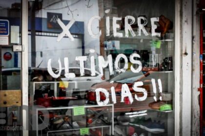 pymes-en-crisis-terminal:-alertan-por-el-cierre-de-casi-25000-empresas-y-364.000-puestos-de-trabajo-menos