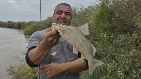 el-rio-utis-esconde-un-lugar-poco-conocido-que-enamora-a-los-pescadores-del-norte-argentino