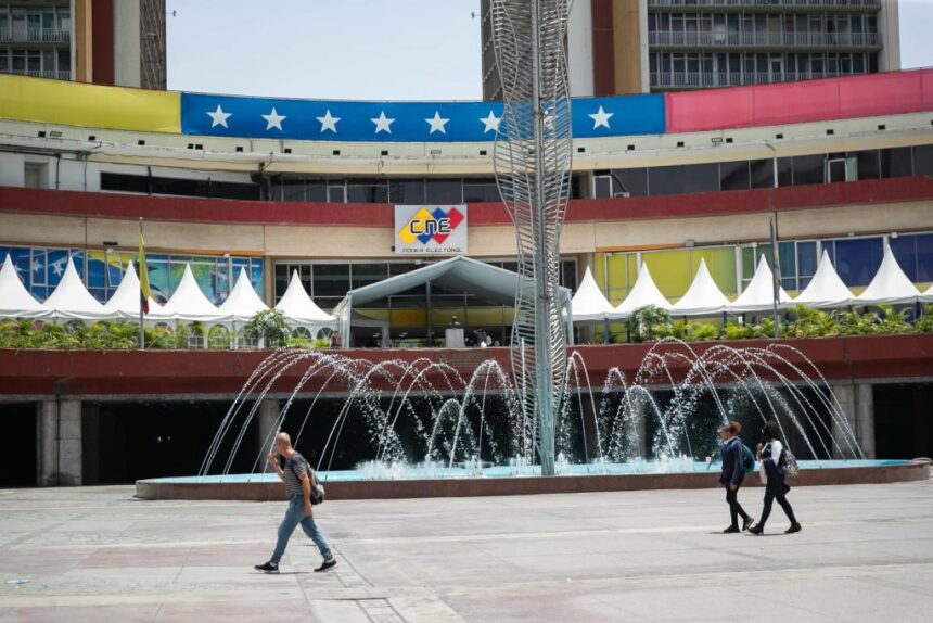 elecciones-no-crean-democracia