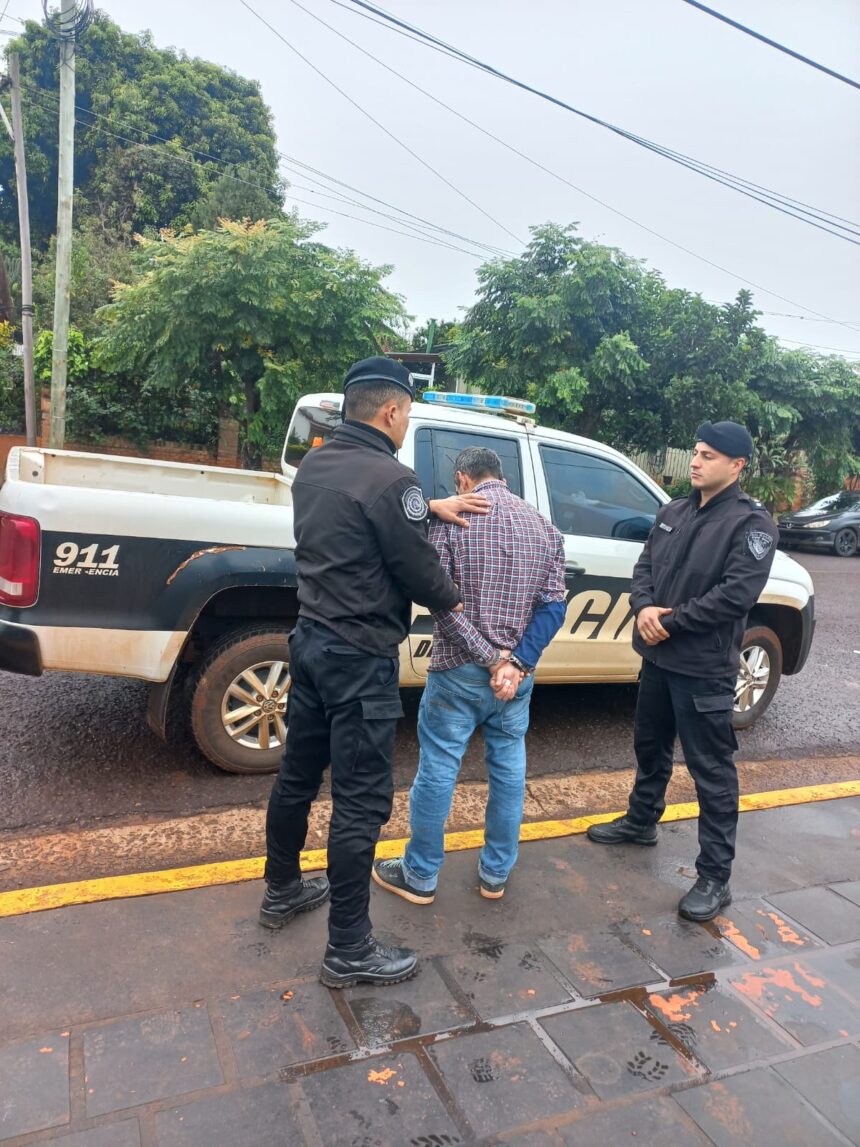 detuvieron-a-un-hombre-que-ataco-a-un-cliente-y-provoco-destrozos-en-un-corralon-de-apostoles