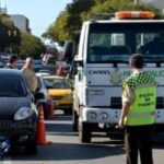 convivencia-urbana:-el-nuevo-cuerpo-de-transito-porteno-que-busca-erradicar-la-doble-fila-sin-recurrir-a-las-multas