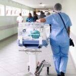 nena-de-12-anos-fue-al-hospital-por-malestares-estomacales-y-descubrio-que-estaba-embarazada