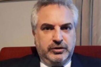 el-periodista-miguel-steuermann-vinculo-el-hostigamiento-del-gobierno-a-la-prensa-con-las-tacticas-de-senalamiento-previas-al-holocausto