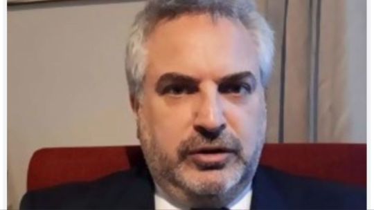 el-periodista-miguel-steuermann-vinculo-el-hostigamiento-del-gobierno-a-la-prensa-con-las-tacticas-de-senalamiento-previas-al-holocausto