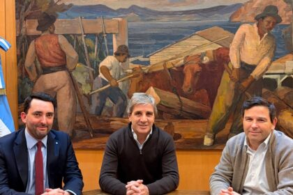el-exodo-de-funcionarios-no-se-detiene:-se-va-uno-cada-tres-dias-y-medio-y-el-36%-son-de-economia