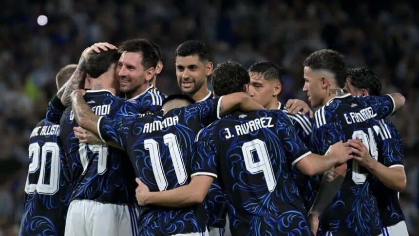 la-seleccion-argentina-ajusta-detalles-en-kansas-y-afronta-dos-amistosos-clave-antes-del-mundial:-hora-y-tv