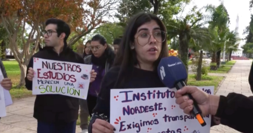 tras-el-escandalo-en-posadas,-clausuraron-otra-sede-del-instituto-superior-nordeste-en-corrientes-y-crece-la-incertidumbre-por-el-futuro-de-los-estudiantes