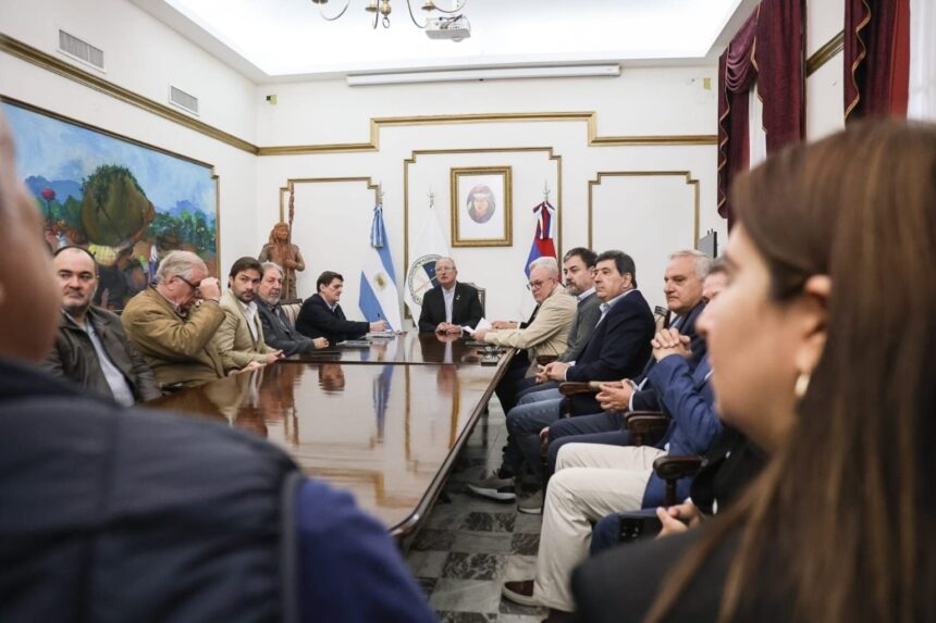 con-eje-en-costo-de-la-energia-y-la-caida-del-consumo,-empresarios-de-la-confederacion-economica-de-misiones-se-reunieron-con-el-gobernador-passalacqua