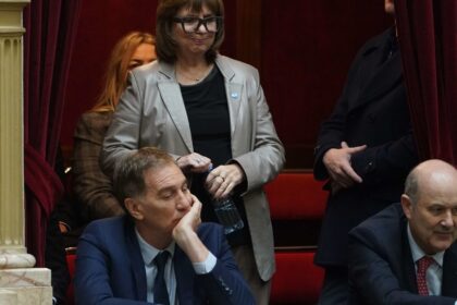 santilli-insiste-con-eliminar-las-paso-y-negocia-con-los-gobernadores-para-conseguir-votos