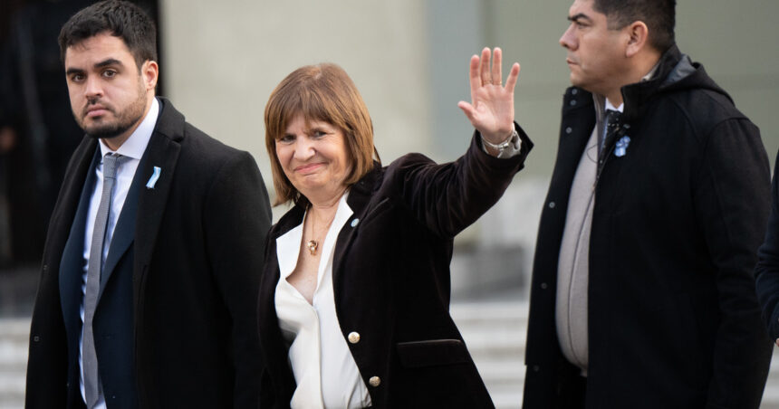 la-presion-de-bullrich-y-la-resistencia-de-los-aliados-complican-el-plan-del-gobierno-para-bajar-el-pliego-de-michelli