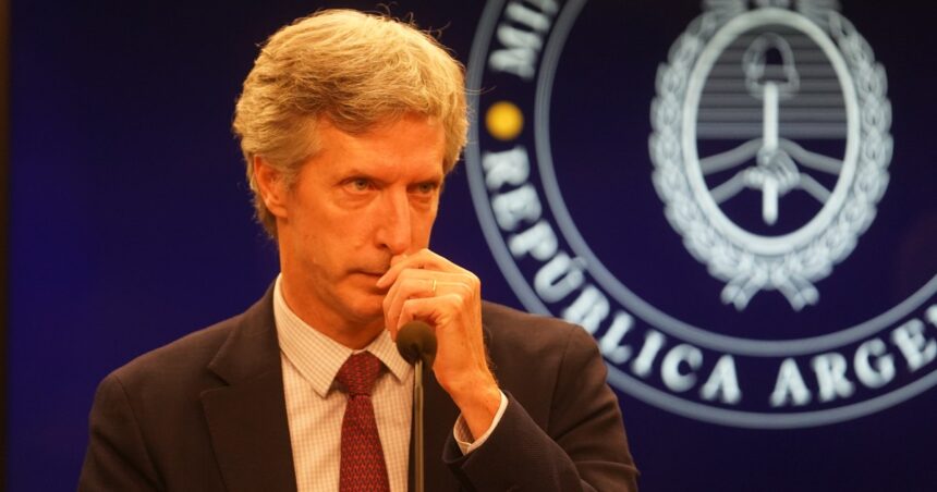a-bausili-le-salen-dolares-por-las-orejas,-y-el-regreso-a-los-mercados-se-ve-mas-cerca